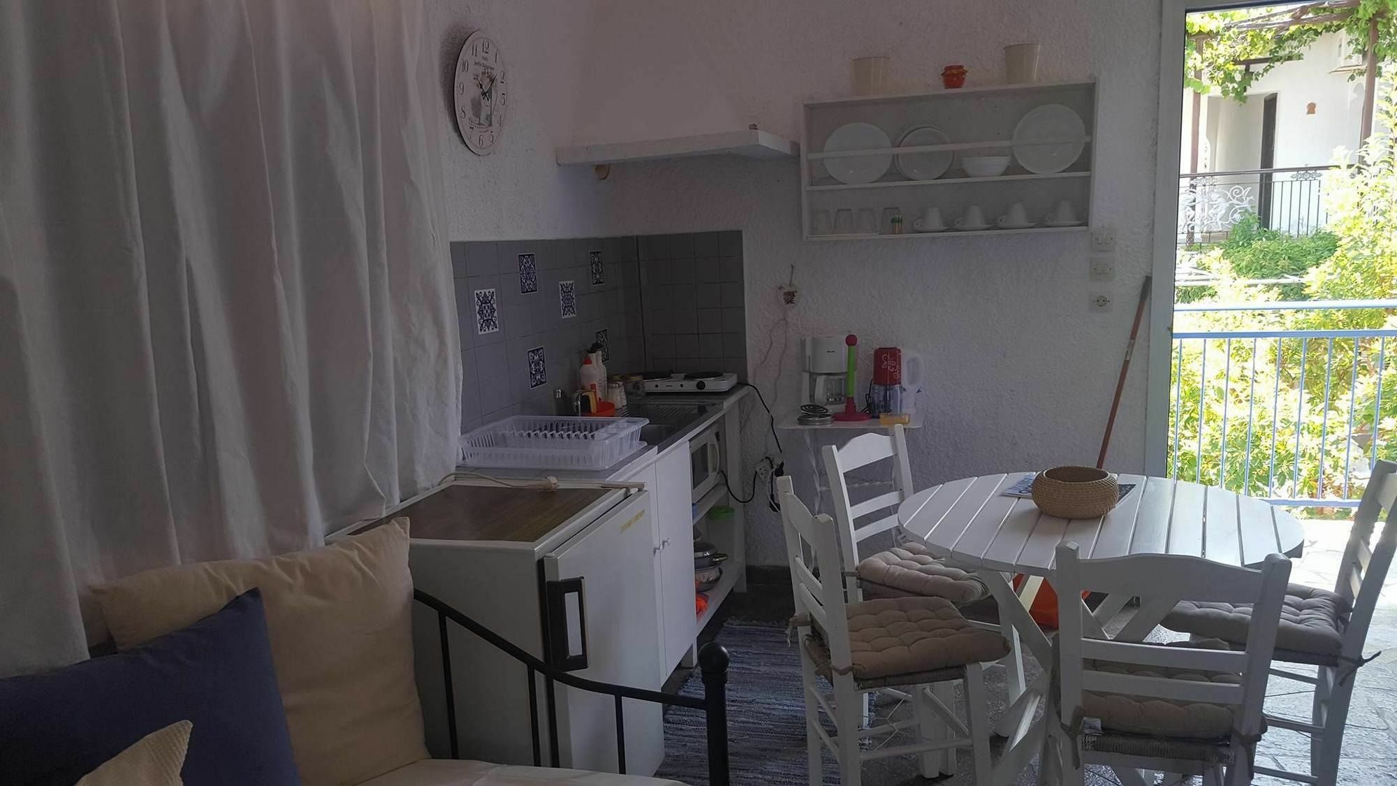 Mantos Rooms 1 Neo Klima Extérieur photo