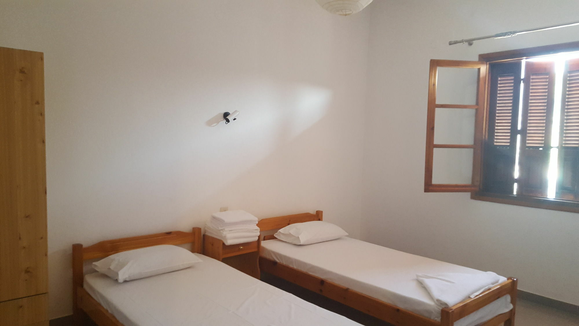 Mantos Rooms 1 Neo Klima Extérieur photo